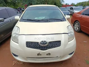 Toyota Yaris 2008 Gray