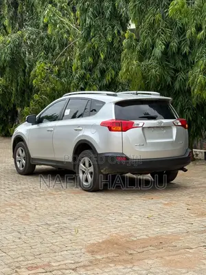 Toyota RAV4 2016 Silver