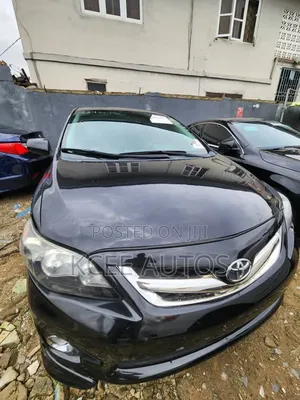 Toyota Corolla 2011 Black