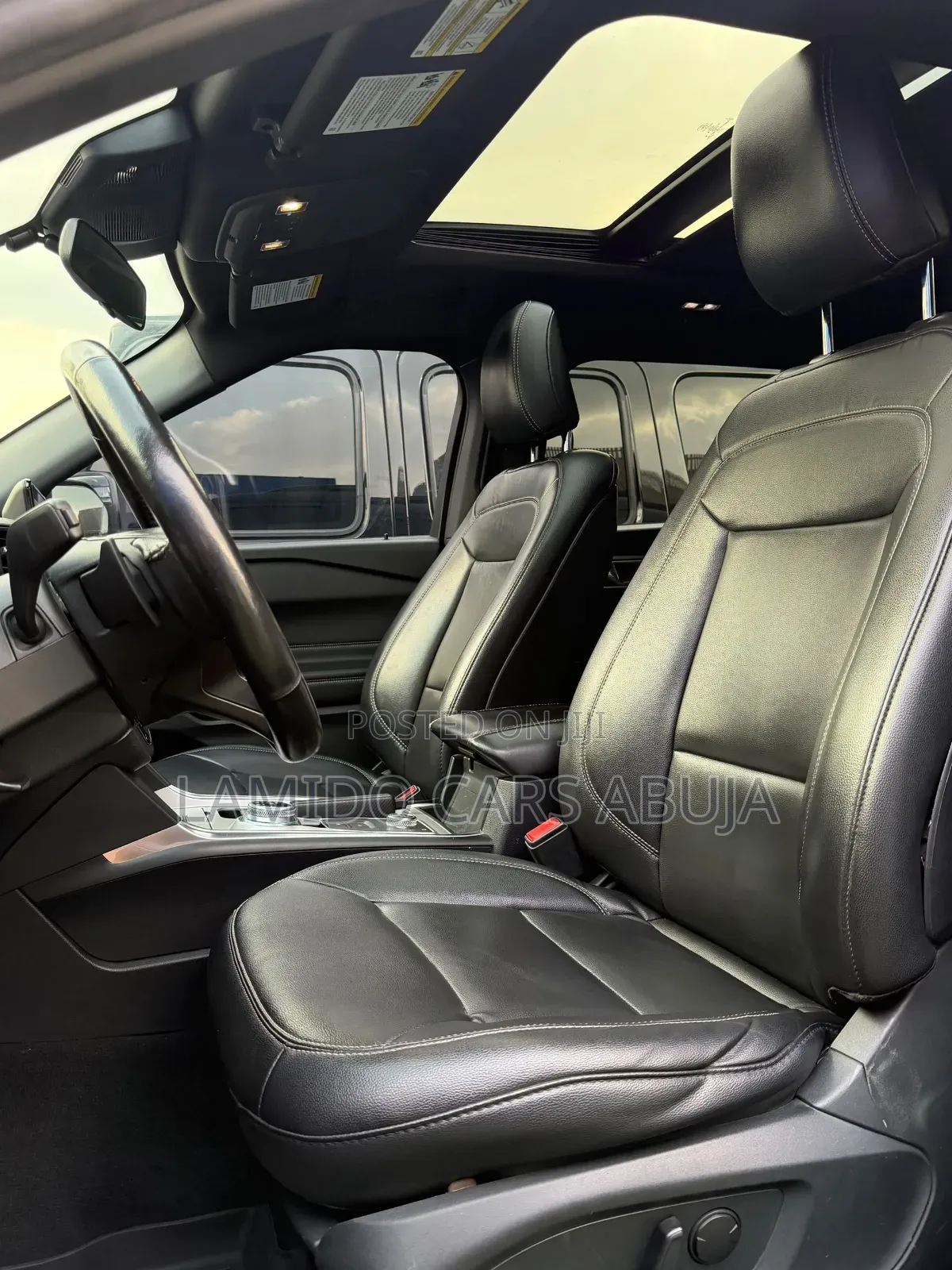 Ford Explorer XLT 2022 Black