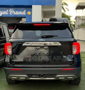Ford Explorer XLT 2022 Black