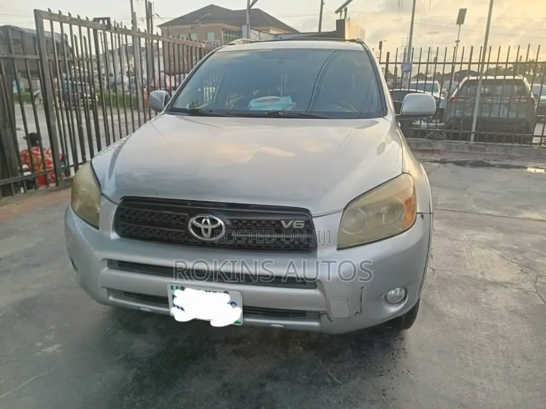 Toyota RAV4 2008 Silver