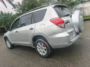 Toyota RAV4 2008 Silver