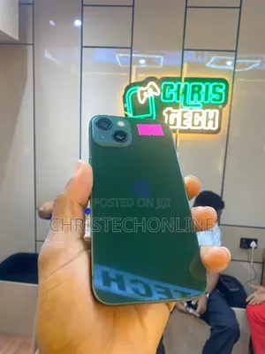 Apple iPhone 13 128 GB Green
