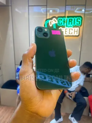 Apple iPhone 13 128 GB Green