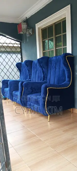 5 Seater Set of Chair