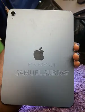 Apple iPad (2025) 128 GB Blue