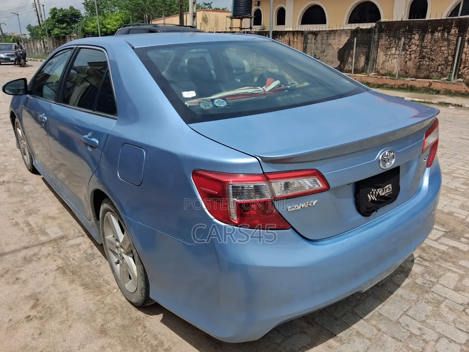Toyota Camry 2014 Blue