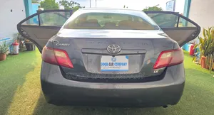 Toyota Camry 2009 Gray