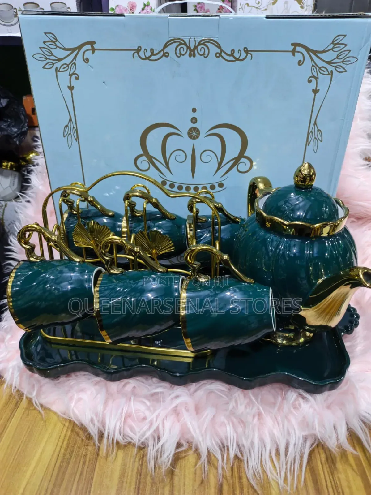 Tea Set Plus Hanger