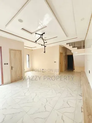 4bdrm Duplex in Ikota Gra for rent