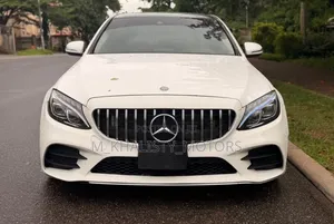 Mercedes-Benz C300 2016 White