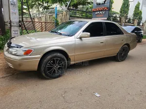 Toyota Camry 2003 Gold