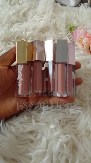 Premium Hydrating Lip Oils High-Shine Lip Glosses