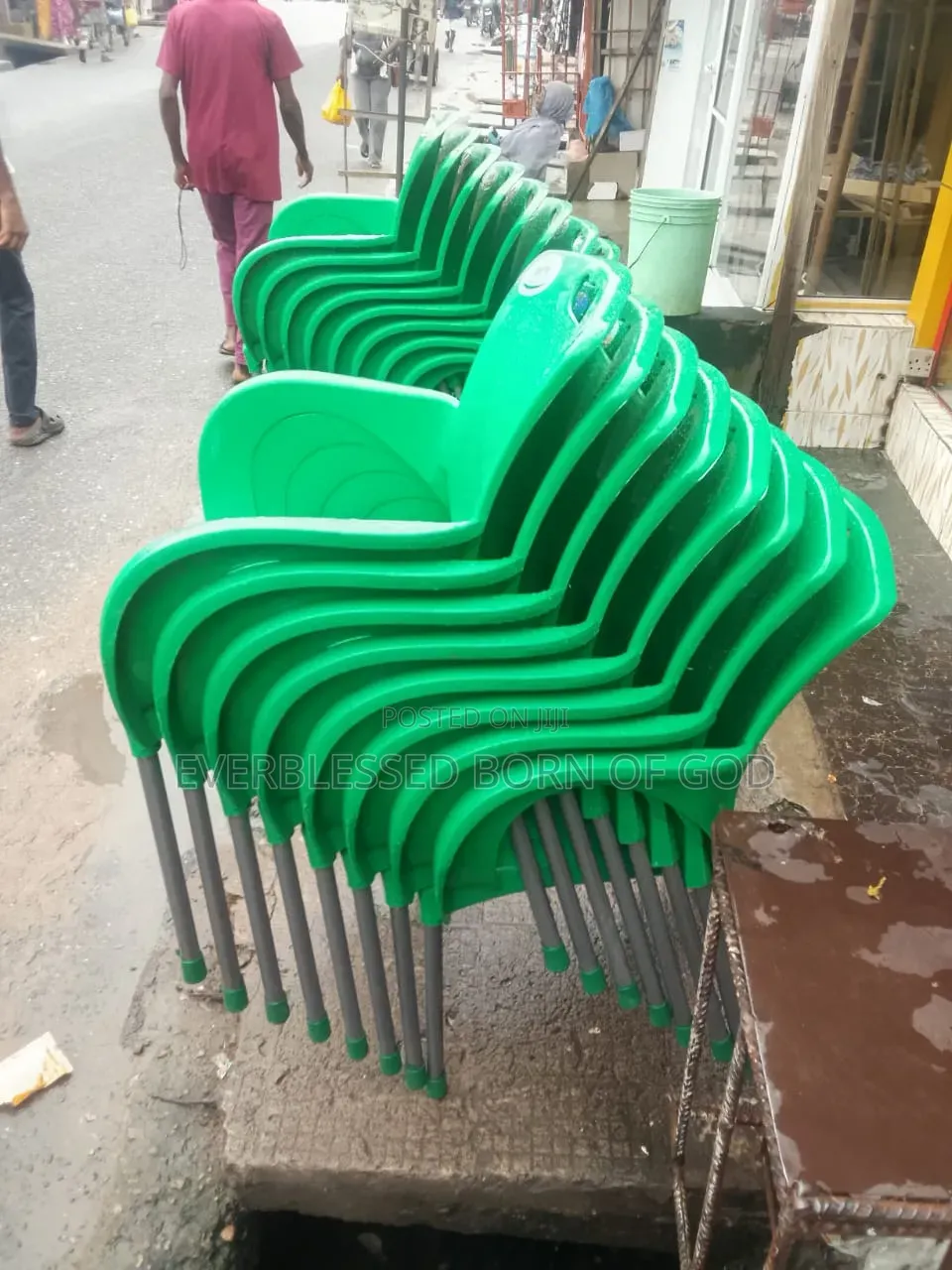 Quality Plastic Chairs With Iron Leg