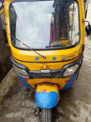 TVS Apache RTR 160 2V ABS 2024 Yellow
