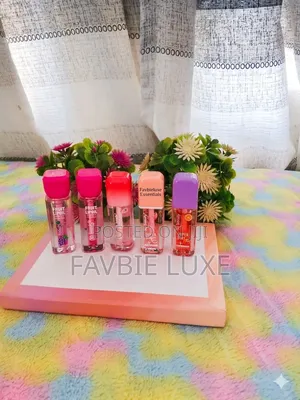 Premium Hydrating Lip Oils High-Shine Lip Glosses