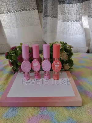 Premium Hydrating Lip Oils High-Shine Lip Glosses