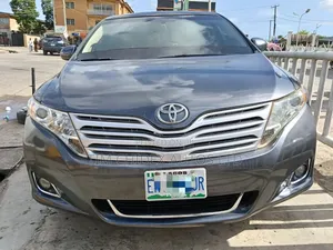 Toyota Venza Limited 2010 Gray