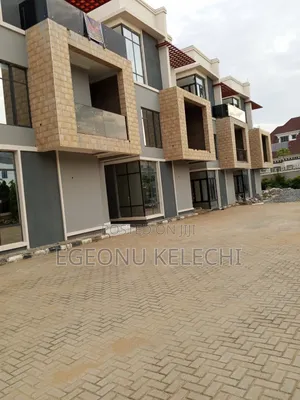 4bdrm Duplex in Maitama for rent