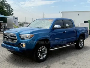 Toyota Tacoma 4dr Double Cab 2016 Blue
