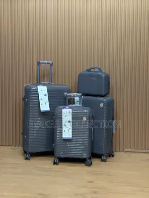 High Quality Pp Luggage Box