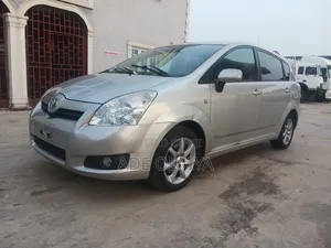 Toyota Corolla Verso 180 TX 2009 Silver