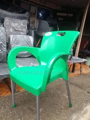 Iron-Legged Plastic Chair for All Sitting- Purposes