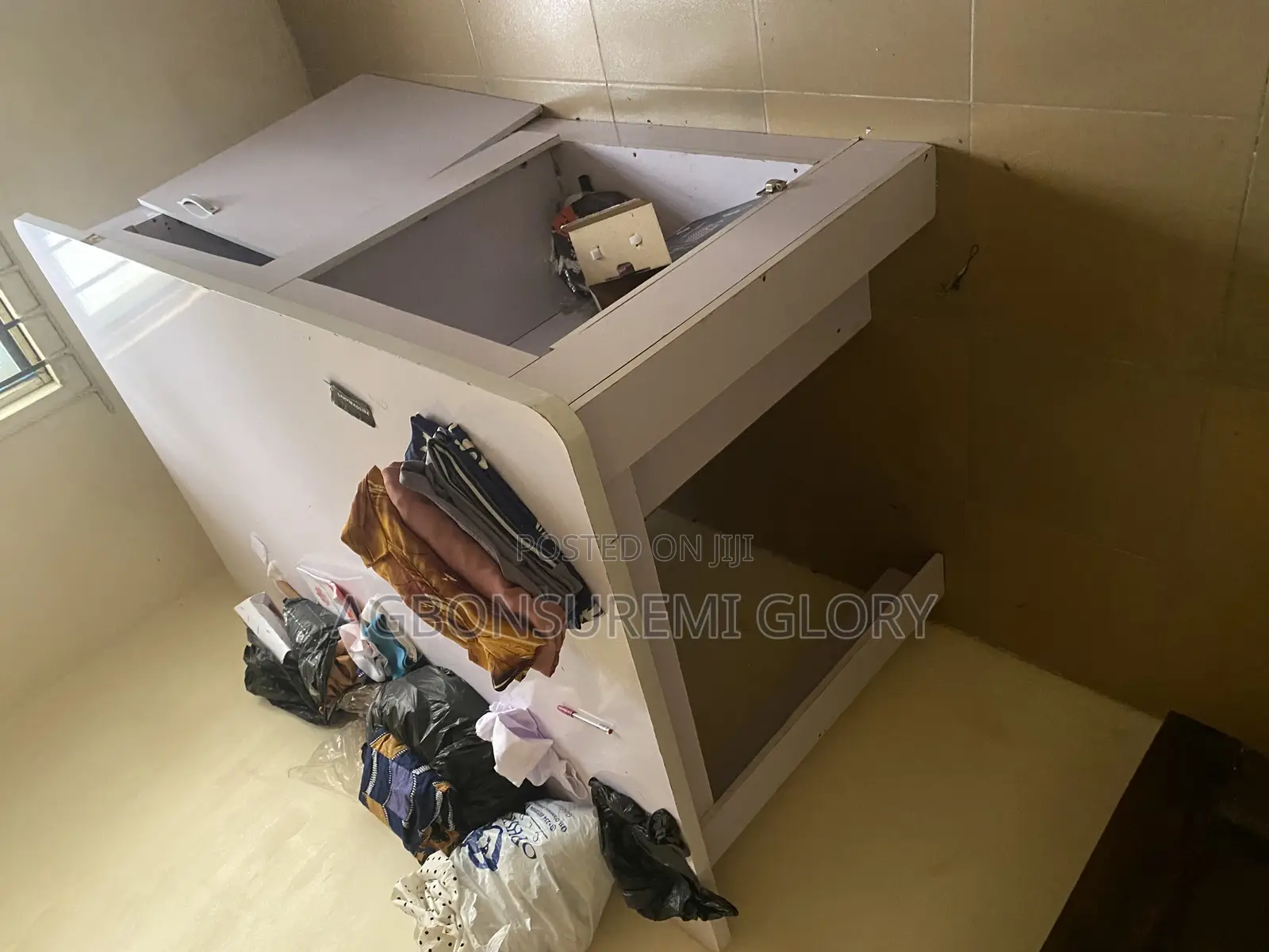 Cutting and Ironing Table