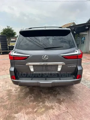 Lexus LX 2016 Gray