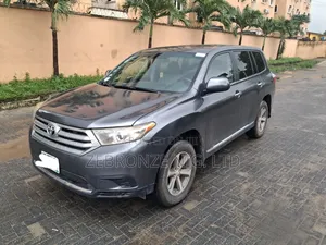 Toyota Highlander 2013 Gray