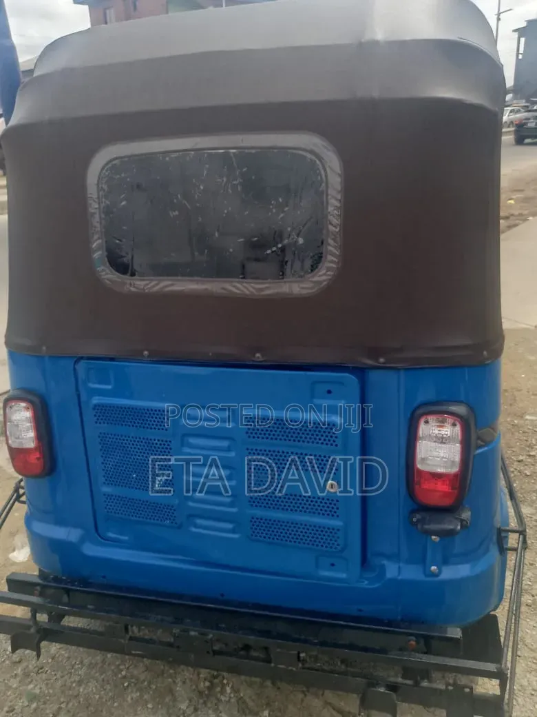 TVS King Cargo 2025 Blue