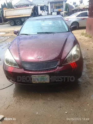 Lexus ES 300 2004 Red