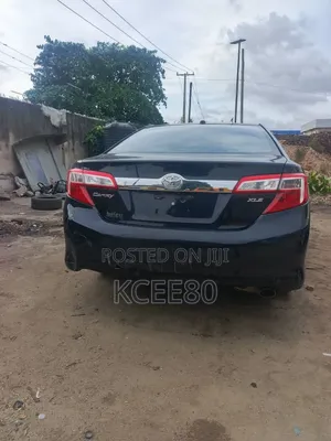 Toyota Camry L 4dr Sedan (2.5L 4cyl 6A) 2014 Blue