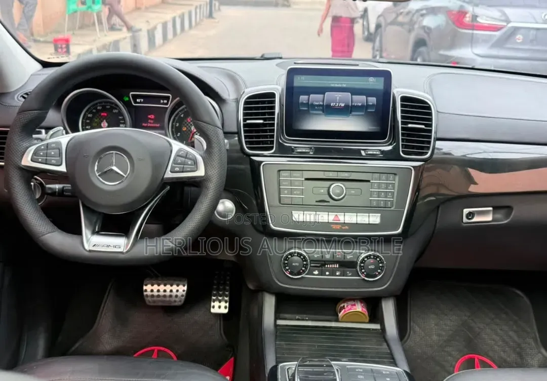 Mercedes-Benz GLE-Class 2017 Green