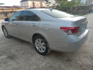 Lexus ES 350 2010 Silver
