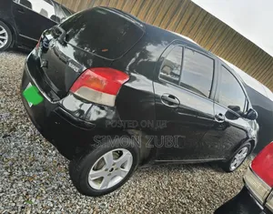 Toyota Yaris 2010 Black