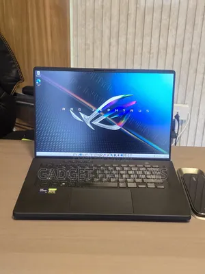 Laptop Asus ROG Zephyrus M16 GU603HR 16GB Intel Core i9 SSD 1T