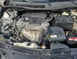 Toyota Camry 2015 Silver