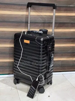 Cabin Size With Laptop Compartments