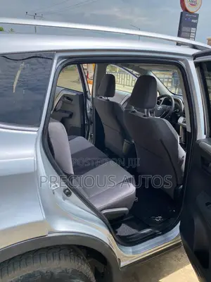Toyota RAV4 2016 Silver