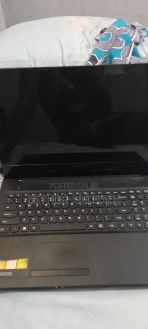 Desktop Computer Lenovo 256GB AMD SSD 500GB