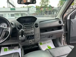 Honda Pilot 2014 Silver