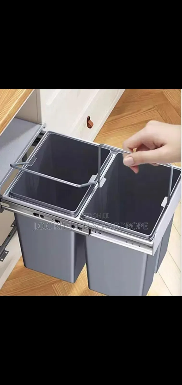 Inbuilt Wastebin