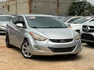 Hyundai Elantra 2013 Silver