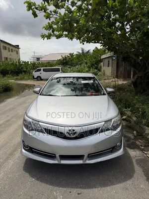 Toyota Camry L 4dr Sedan (2.5L 4cyl 6A) 2014 Silver
