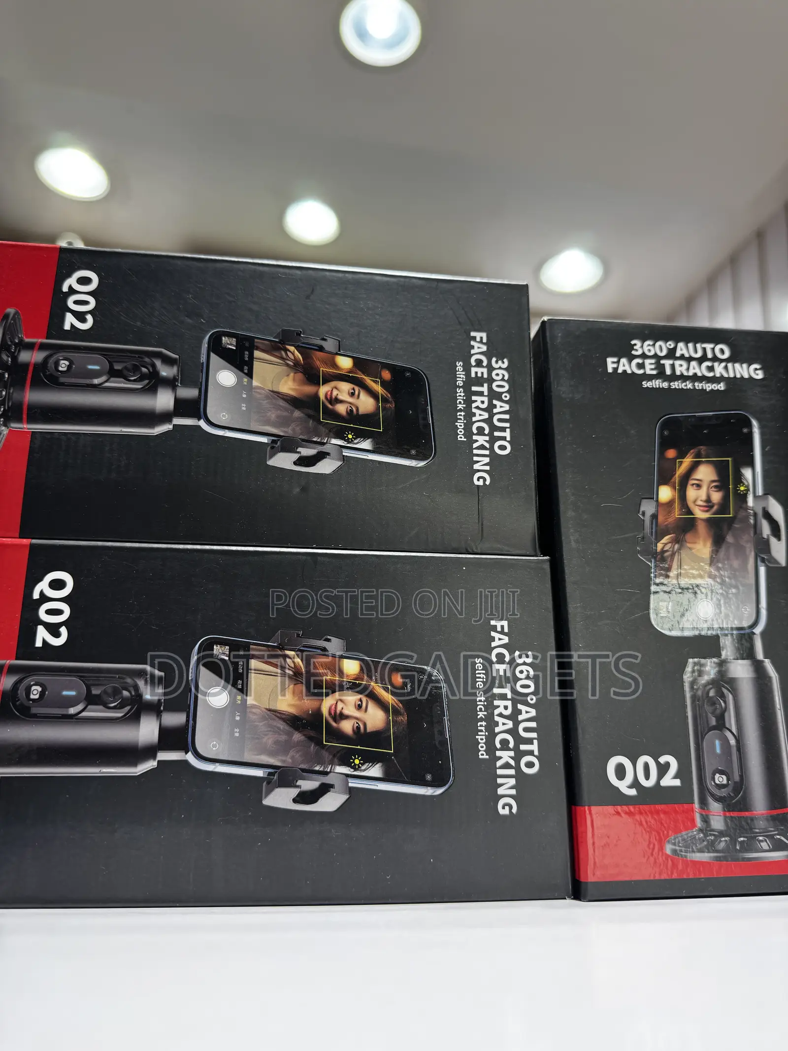 Q02 360 Degree Auto Face Tracking Selfie Stick Tripod