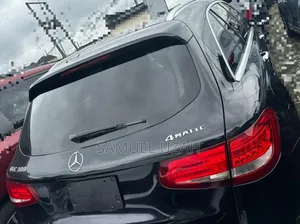 Mercedes-Benz GLC-Class 2016 Black