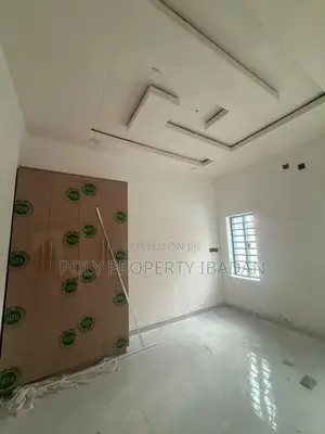 2bdrm Apartment in Kolapo Ishola Gra, Akobo for rent