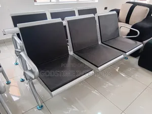 Visitor Chair for Office and Lounge Use